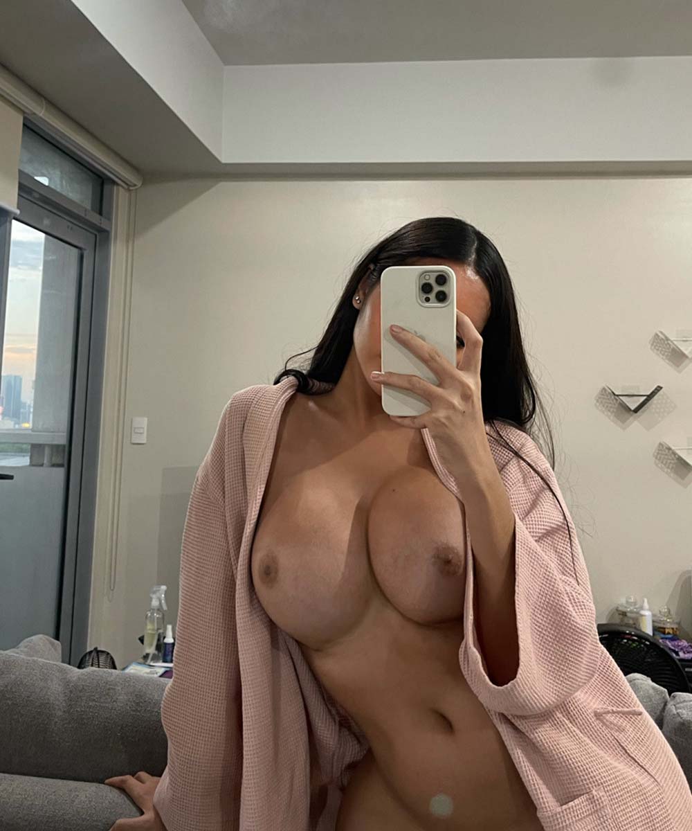 Angela Castellanos naked in Banjarmasin