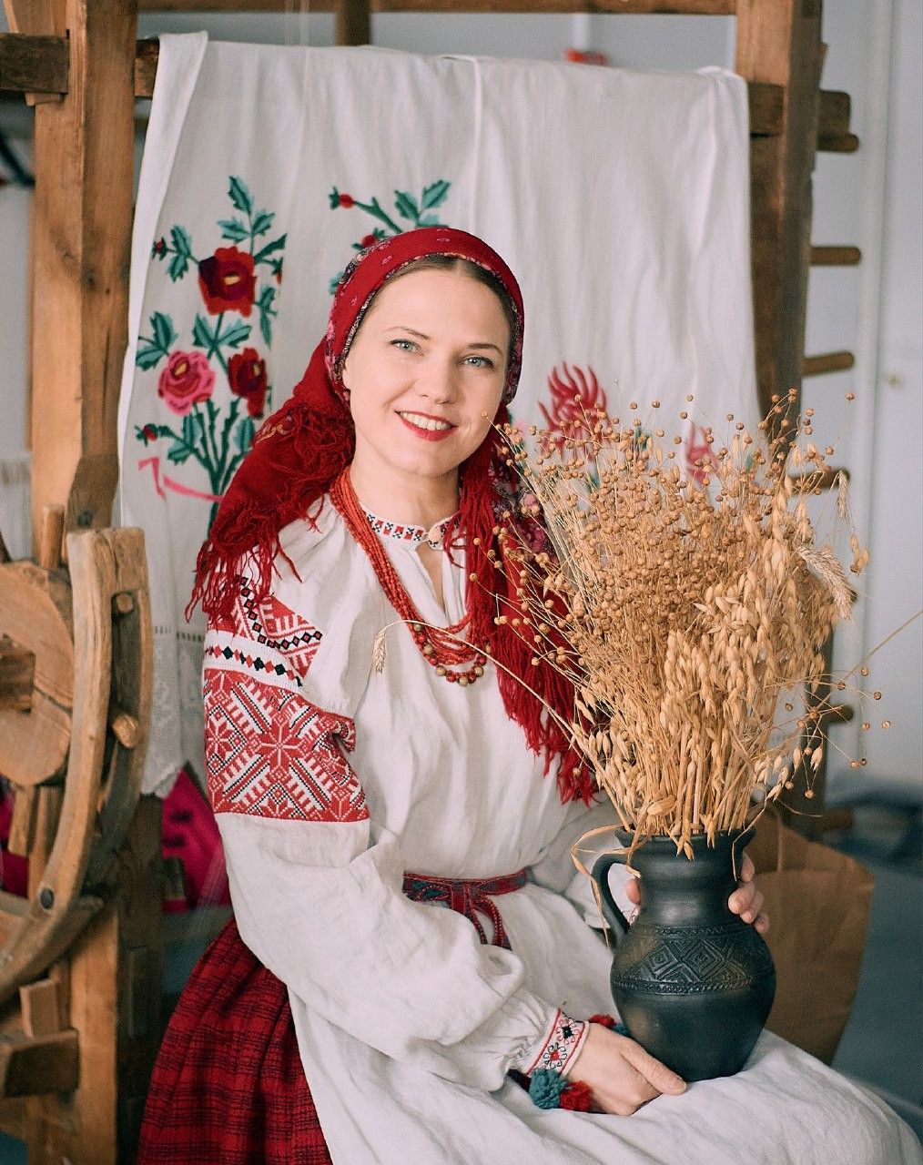 Women in Slavic costumes in Banjarmasin